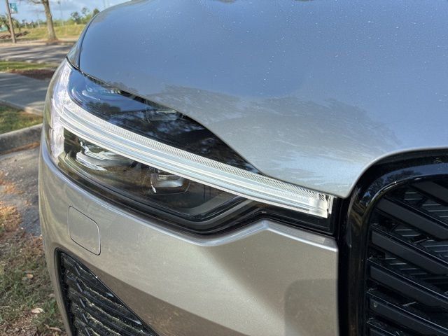 2026 Volvo XC60 B5 AWD Plus - 22990426 - 9