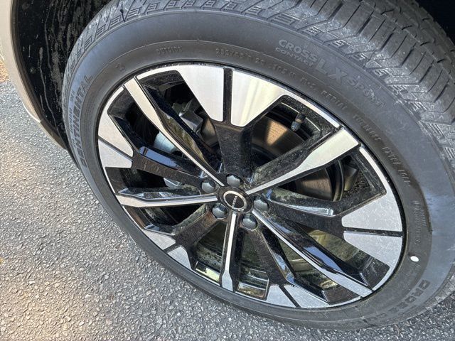 2026 Volvo XC60 B5 AWD Plus - 22990426 - 11