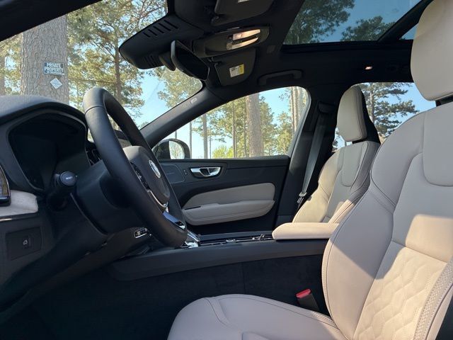 2026 Volvo XC60 B5 AWD Plus - 22990426 - 21
