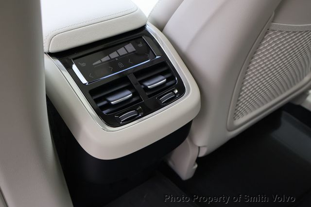 2026 Volvo XC60 B5 AWD Ultra - 23048251 - 11