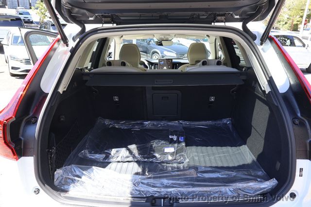 2026 Volvo XC60 B5 AWD Ultra - 23051301 - 13