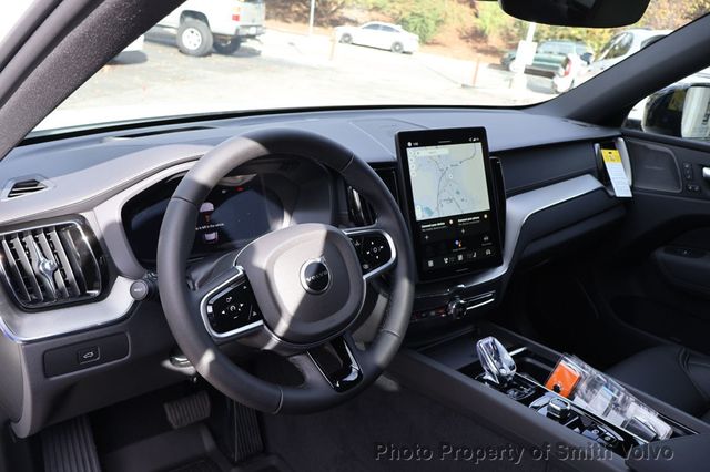 2026 Volvo XC60 B5 AWD Ultra Black Edition - 22954750 - 9