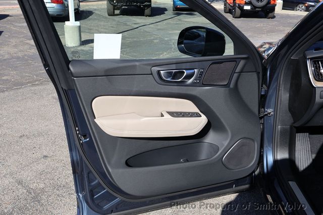 2026 Volvo XC60 Plug-In Hybrid T8 AWD Plus - 22978014 - 9