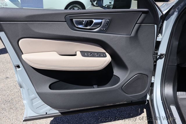 2026 Volvo XC60 Plug-In Hybrid T8 AWD Plus - 23010463 - 10