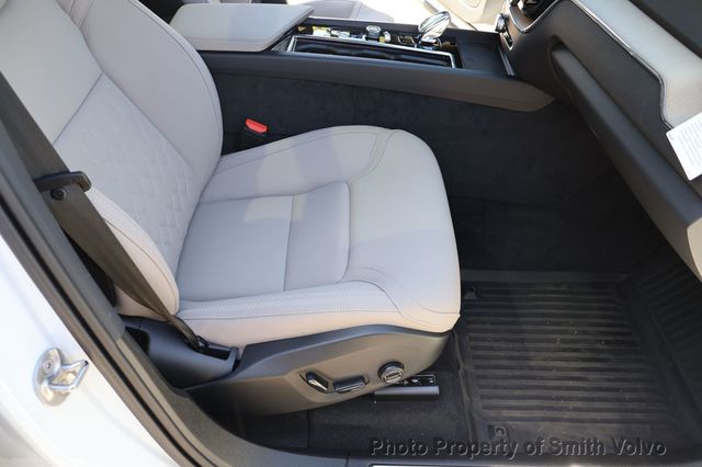 2026 Volvo XC60 Plug-In Hybrid T8 AWD Plus - 23010464 - 13