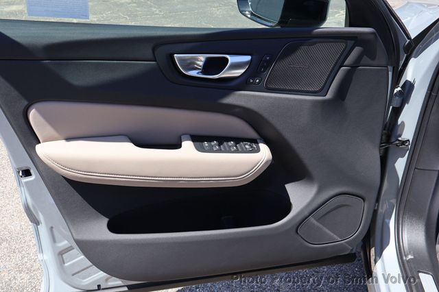 2026 Volvo XC60 Plug-In Hybrid T8 AWD Plus - 23025061 - 11