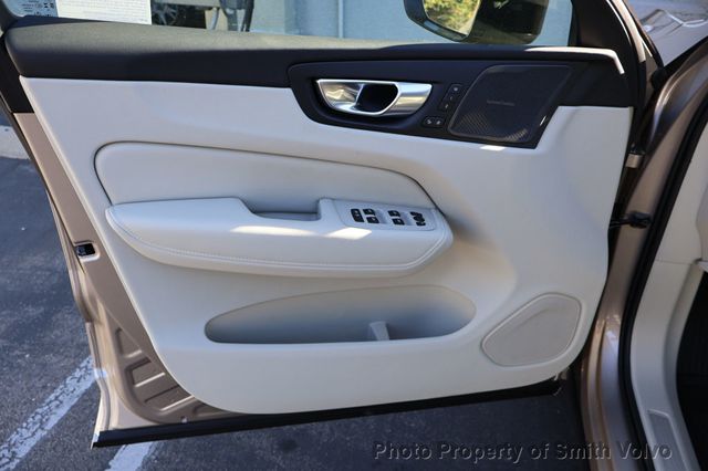 2026 Volvo XC60 Plug-In Hybrid T8 AWD Ultra - 22962654 - 10