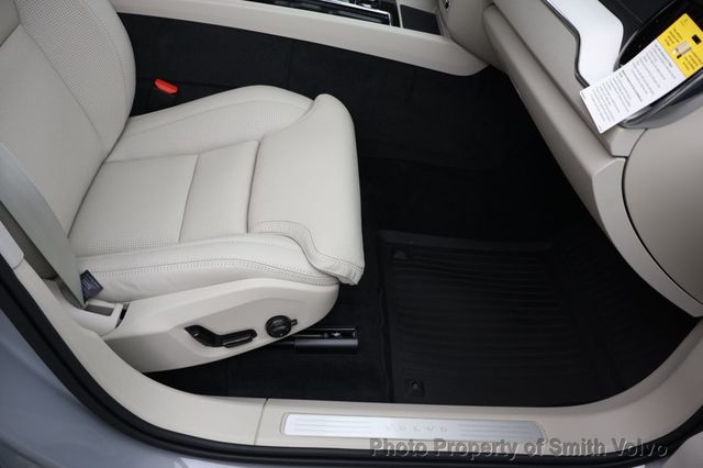 2026 Volvo XC60 Plug-In Hybrid T8 AWD Ultra - 23072733 - 12