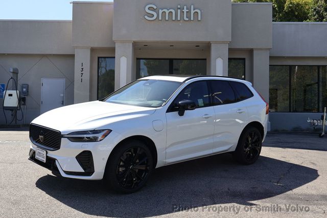 2026 Volvo XC60 Plug-In Hybrid T8 AWD Ultra Black Edition - 23034340 - 0