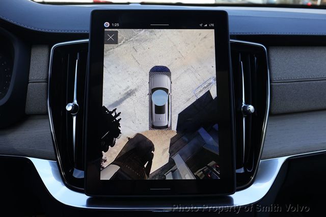 2026 Volvo XC90 B5 AWD Plus 7-Seater - 22997675 - 10