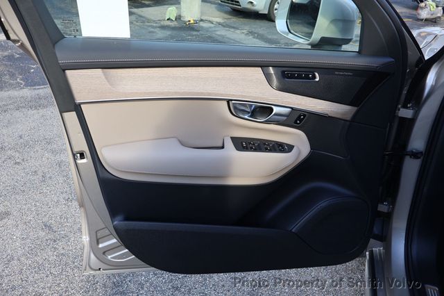 2026 Volvo XC90 Plug-In Hybrid T8 AWD Plus 7-Seater - 22968193 - 9