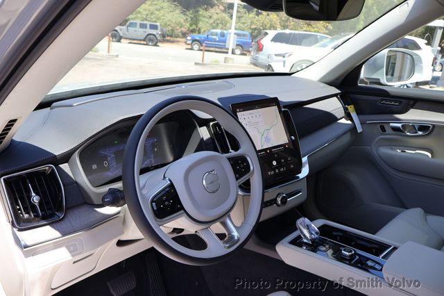 2026 Volvo XC90 Plug-In Hybrid T8 AWD Ultra 7-Seater - 23025512 - 9