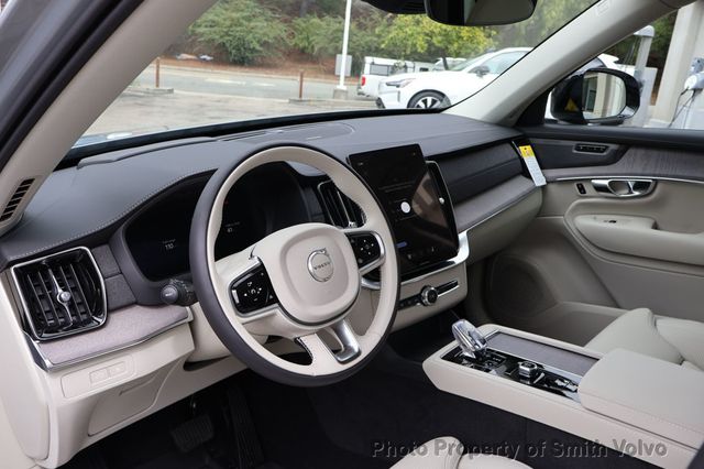 2026 Volvo XC90 Plug-In Hybrid T8 AWD Ultra Dark Theme 6-Seater - 23012072 - 10