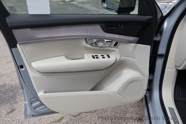 2026 Volvo XC90 Plug-In Hybrid T8 AWD Ultra Dark Theme 6-Seater - 23012072 - 11