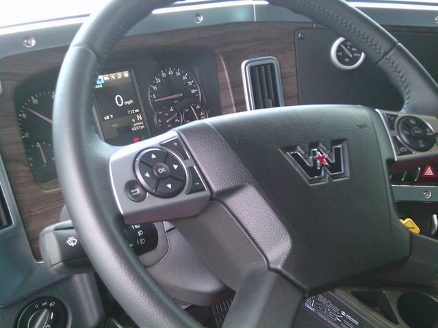 2026 Western Star 47X 2026 WESTERNTAR 47X DUMP TRUCK - 22935261 - 16