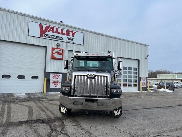 2026 Western Star 49X 2026 WESTERN STAR 49X MICHIGAN SPECIAL - 22980890 - 2