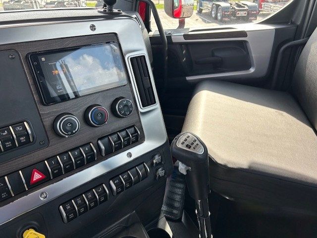 2026 Western Star 49X 2026 WESTERN STAR 49X MICHIGAN SPECIAL - 23018198 - 10