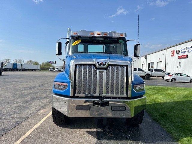 2026 Western Star 49X 2026 WESTERN STAR 49X MICHIGAN SPECIAL - 23018210 - 1