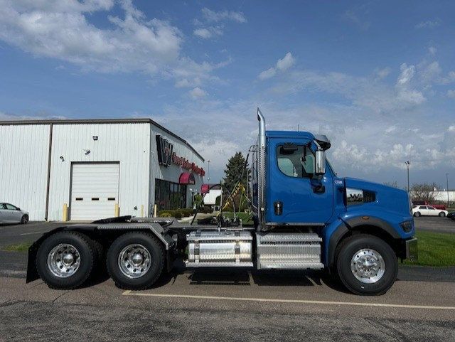 2026 Western Star 49X 2026 WESTERN STAR 49X MICHIGAN SPECIAL - 23018210 - 3