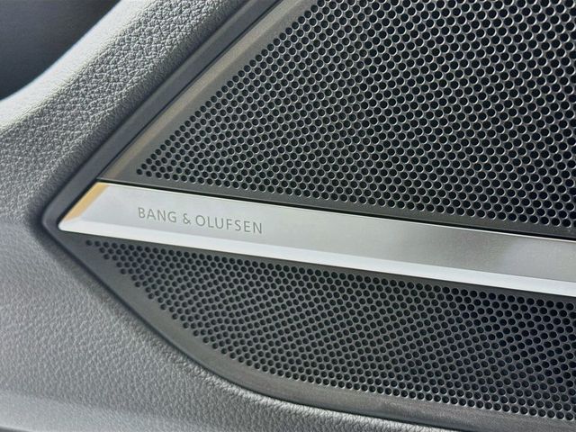 2027  A8 L quattro - 23044491 - 19