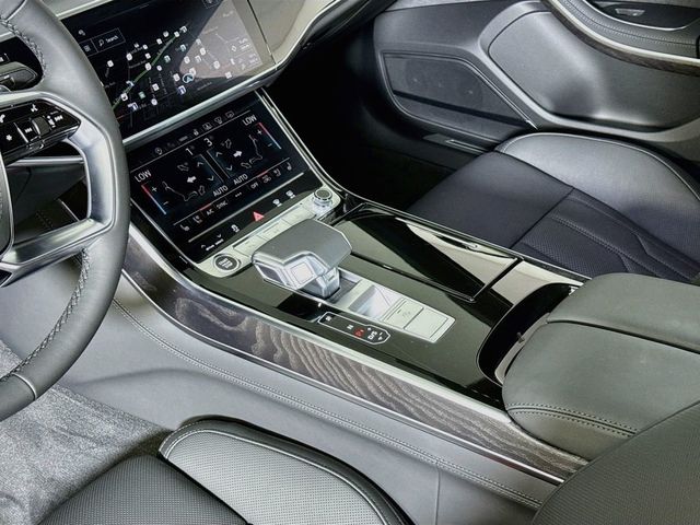 2027  A8 L quattro - 23044499 - 17