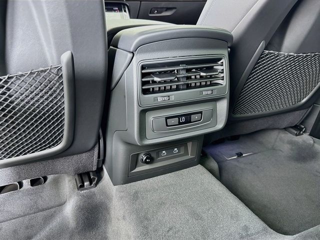 2027  Q8 Premium quattro - 23038987 - 16