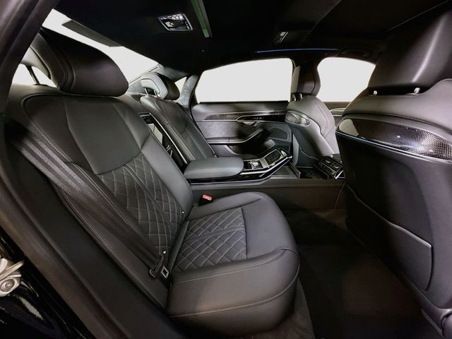 2027  S8 quattro - 23045040 - 15