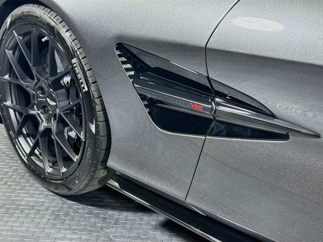 2027 Aston Martin Vanquish Volante - 23067135 - 24