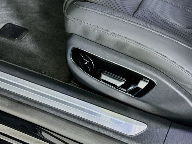 2027 Audi A8 L quattro - 23059731 - 23