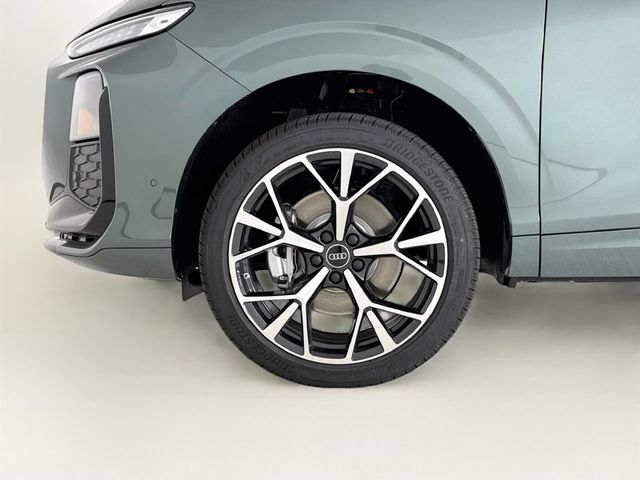 2027 Audi Q3  - 23078232 - 26