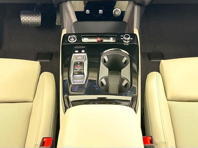 2027 Audi Q6 e-tron Premium Plus quattro - 23039635 - 12