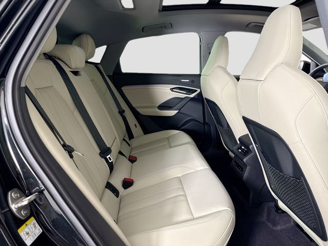2027 Audi Q6 e-tron Sportback Premium Plus quattro - 23040188 - 15