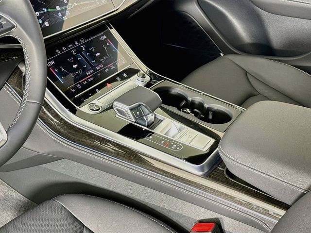 2027 Audi Q8 Premium Plus quattro - 23062823 - 17
