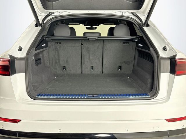 2027 Audi Q8 Premium Plus quattro - 23062823 - 22