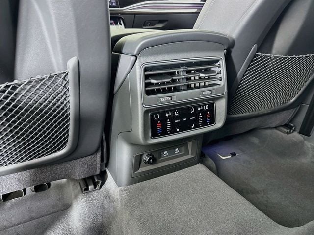 2027 Audi Q8 Premium Plus quattro - 23065342 - 16