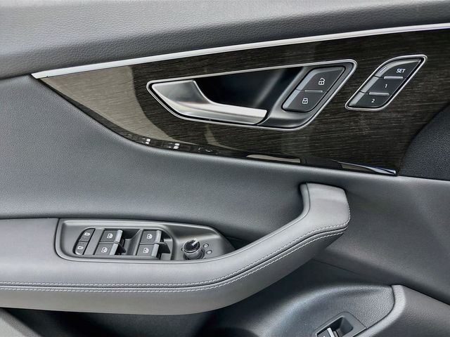 2027 Audi Q8 Premium Plus quattro - 23072193 - 22