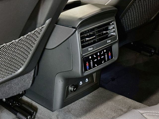 2027 Audi Q8 Premium Plus quattro - 23072758 - 16