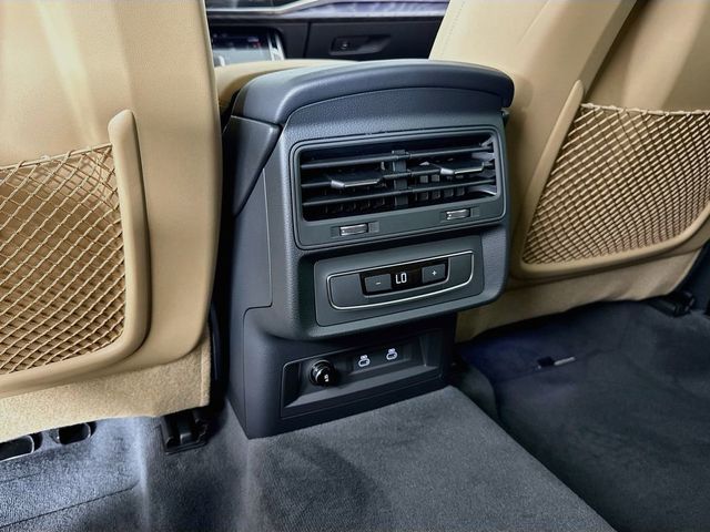 2027 Audi Q8 Premium quattro - 23038341 - 16
