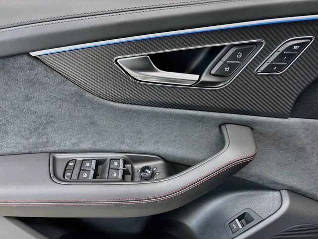 2027 Audi RS Q8 performance quattro - 23072192 - 22