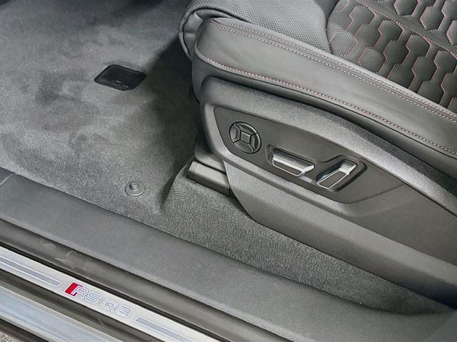 2027 Audi RS Q8 performance quattro - 23091573 - 22