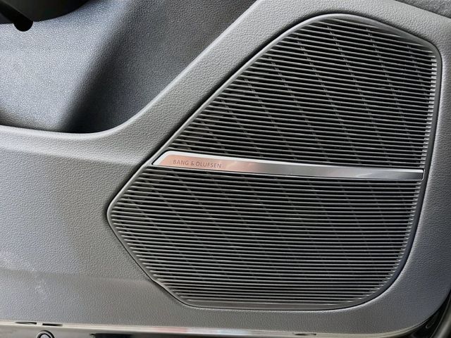 2027 Audi SQ8 Prestige quattro - 23084572 - 22
