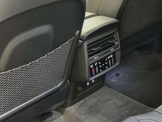 2027 Audi SQ8 Prestige quattro - 23093442 - 16