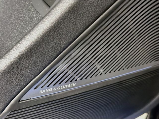 2027 Audi SQ8 Prestige quattro - 23099335 - 18