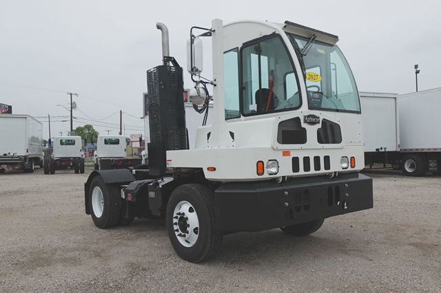 2027 Autocar XSpotter (Yard Spotter - Trailer Spotter) - 23019802 - 0