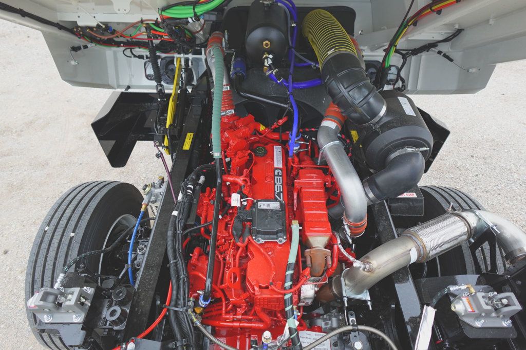 2027 Autocar XSpotter (Yard Spotter - Trailer Spotter) - 23019802 - 27