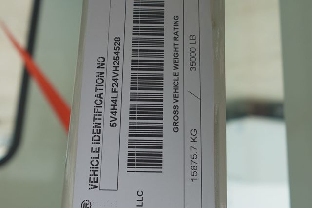 2027 Autocar XSpotter (Yard Spotter - Trailer Spotter) - 23019802 - 31