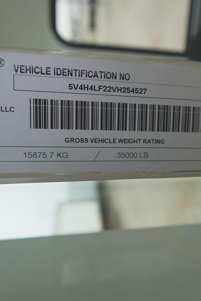 2027 Autocar XSpotter (Yard Spotter - Trailer Spotter) - 23020861 - 29