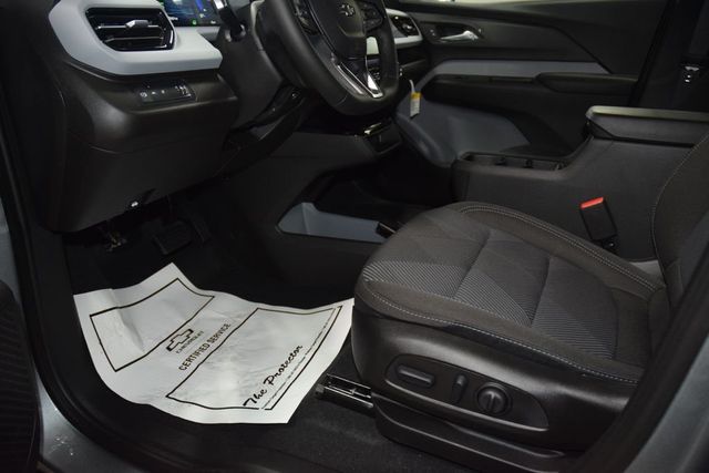 2027 Chevrolet Bolt FWD 4dr LT - 22999515 - 33