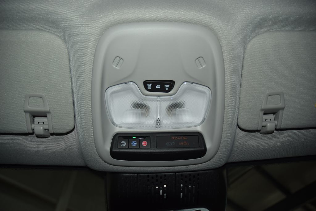2027 Chevrolet Bolt FWD 4dr LT - 22999515 - 41