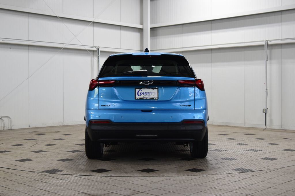 2027 Chevrolet Bolt FWD 4dr LT - 23003502 - 6